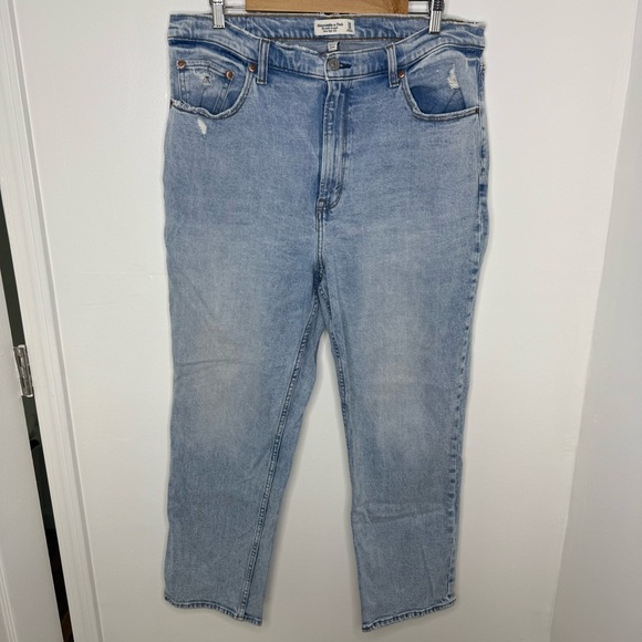 ABERCROMBIE The Ankle Straight Curve Love Ultra High Rise Jeans - Picture 2 of 6